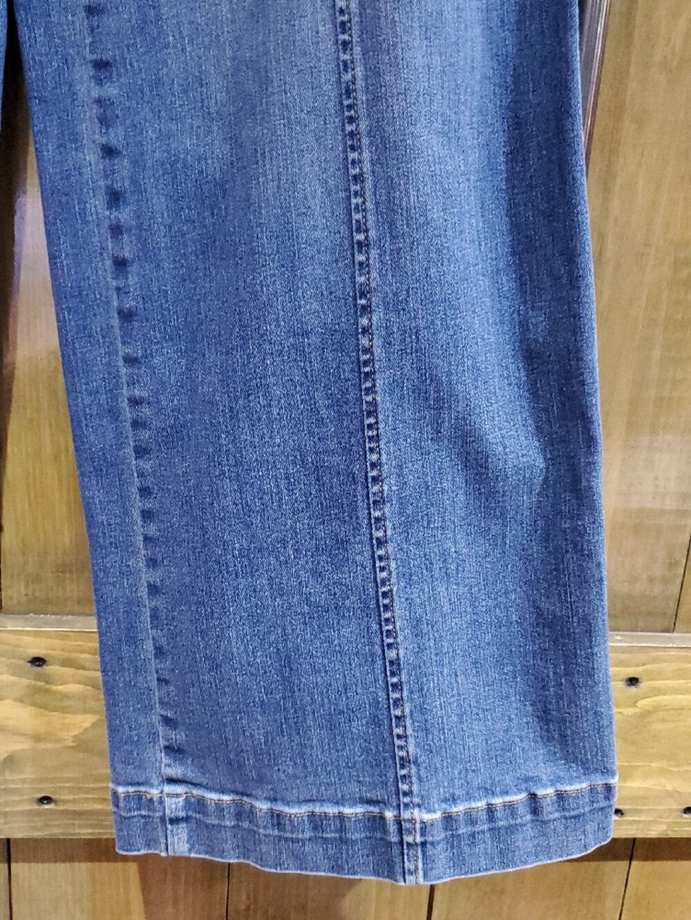 SPANX Wide-Leg Flare Jeans in Medium Blue Stretch - Picture 3 of 6